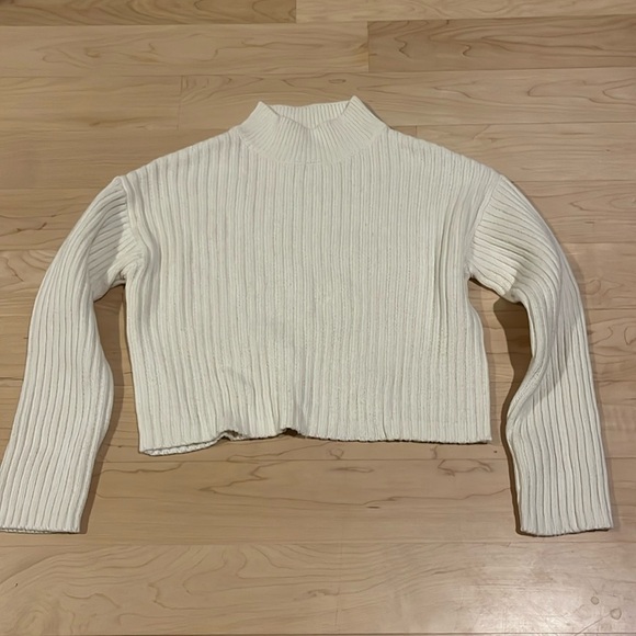 White/cream cropped turtleneck sweater - Picture 1 of 4